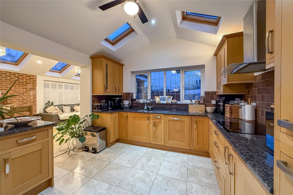 Additional image 2 of Magnolia Close, Park Street, St. Albans, Hertfordshire, AL2