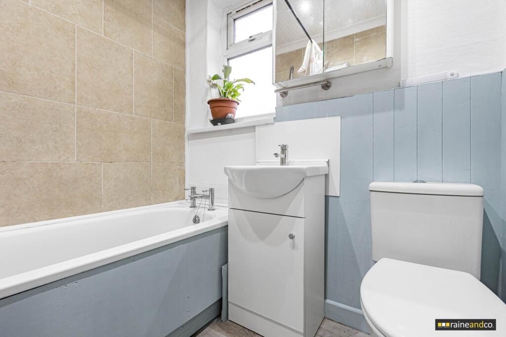 Additional image 20 of Broad Acres, Hatfield