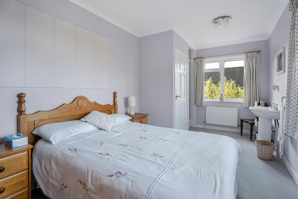 Additional image 13 of Bloomfield Road, Harpenden, AL5