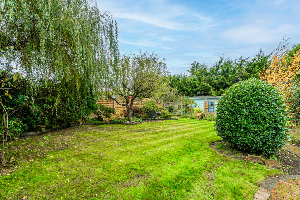 Additional image 20 of Bullens Green Lane, Colney Heath, St. Albans, Hertfordshire, AL4