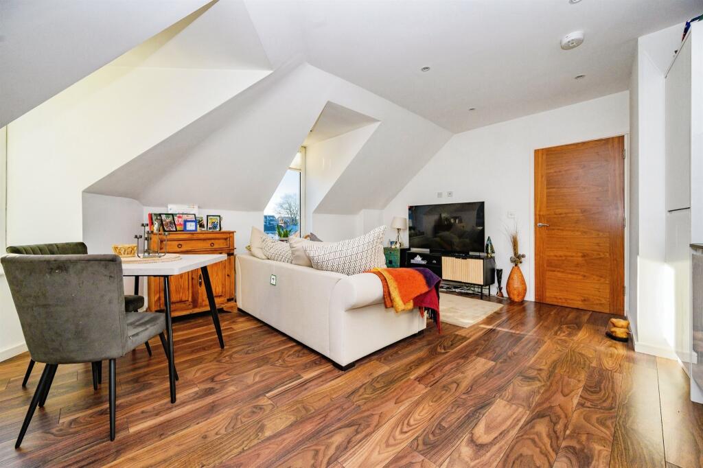 Additional image 12 of Lower Dagnall Street, St. Albans