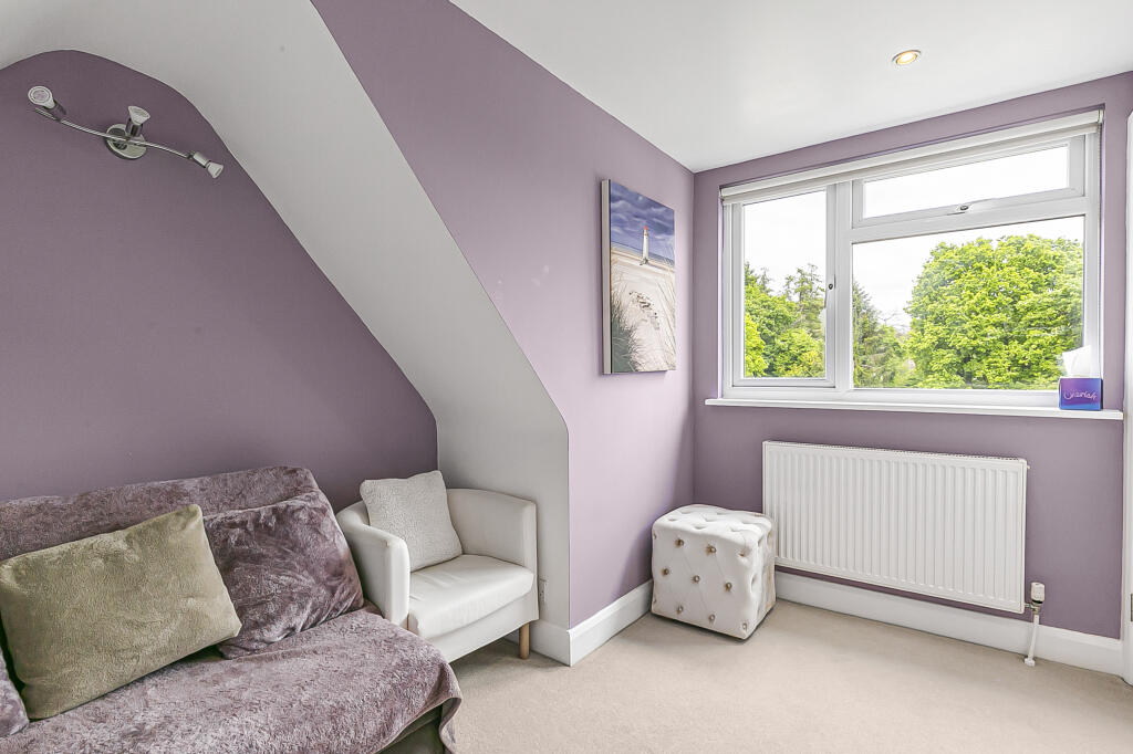 Additional image 18 of Canonsfield, Welwyn, Hertfordshire, AL6