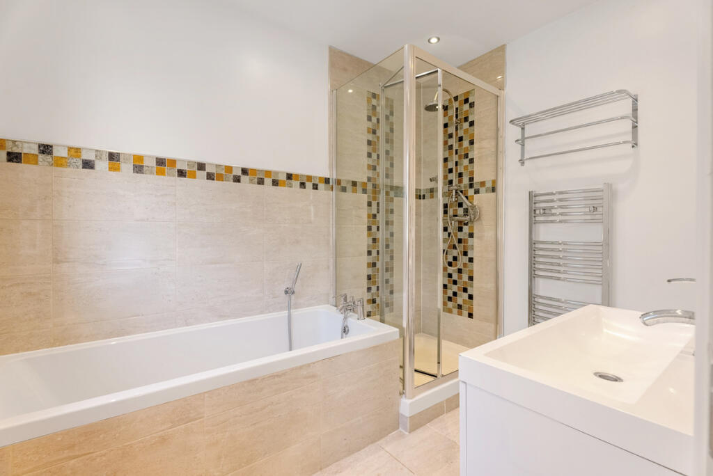 Additional image 20 of Pine Grove, Brookmans Park, AL9