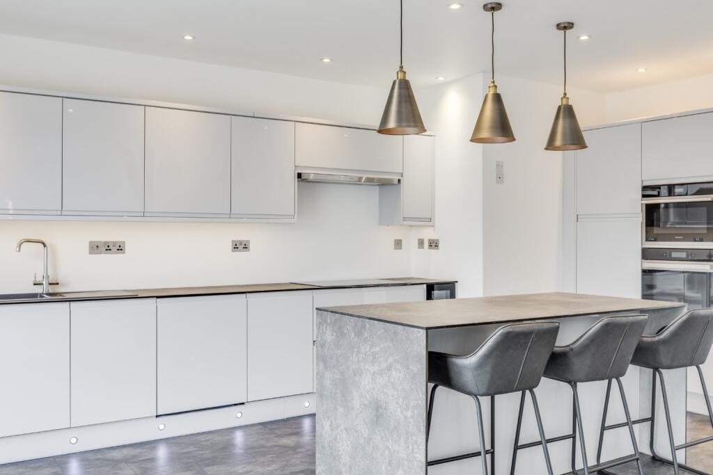 Additional image 9 of Brocket Road, Welwyn Garden City, Hertfordshire, AL8