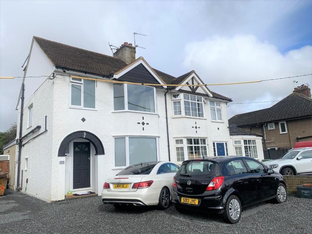 Shenley Lane, St. Albans, Hertfordshire, AL2