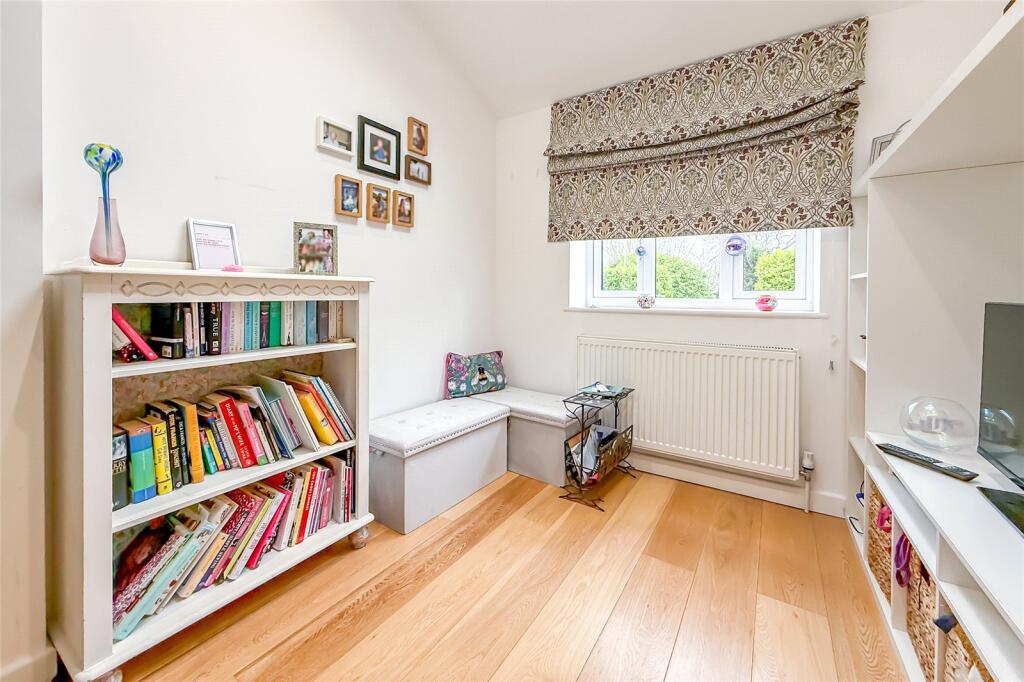 Additional image 16 of Bramble Close, Harpenden, Hertfordshire, AL5