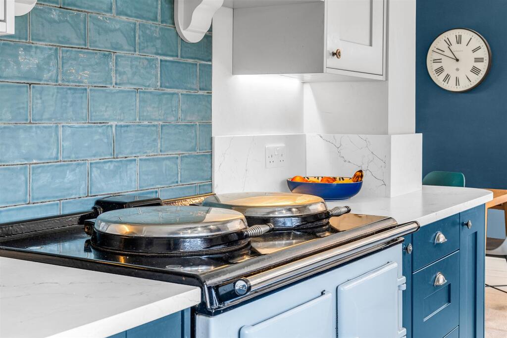 Additional image 16 of Youngs Rise, Welwyn Garden City