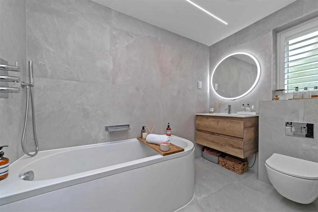 Additional image 19 of Ellenbrook Crescent