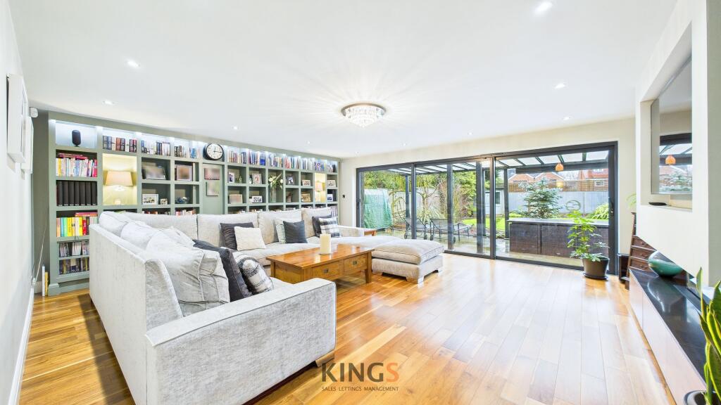 Additional image 55 of Upland Drive, Brookmans Park, AL9