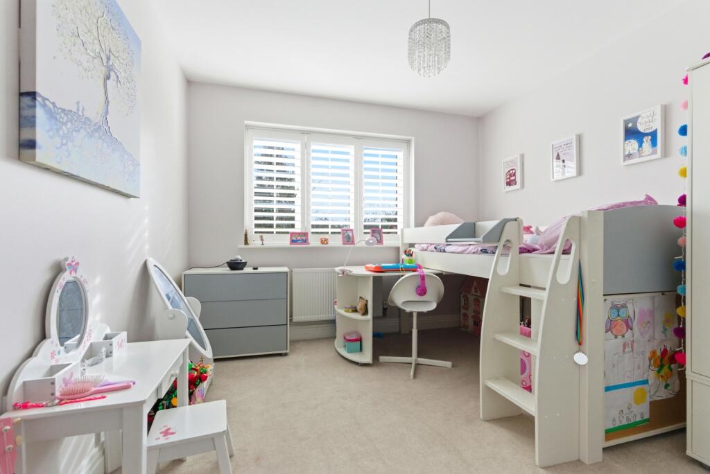 Additional image 18 of Mortimer Crescent, Kings Park, St. Albans, Hertfordshire, AL3