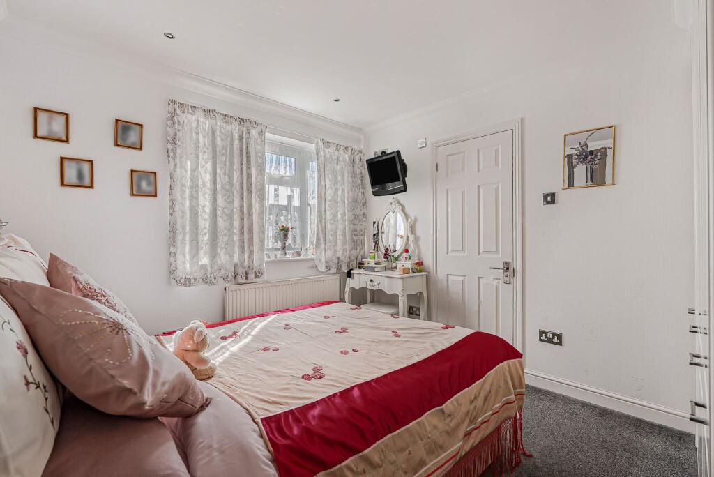 Additional image 9 of Alderman Close, Welham Green, AL9