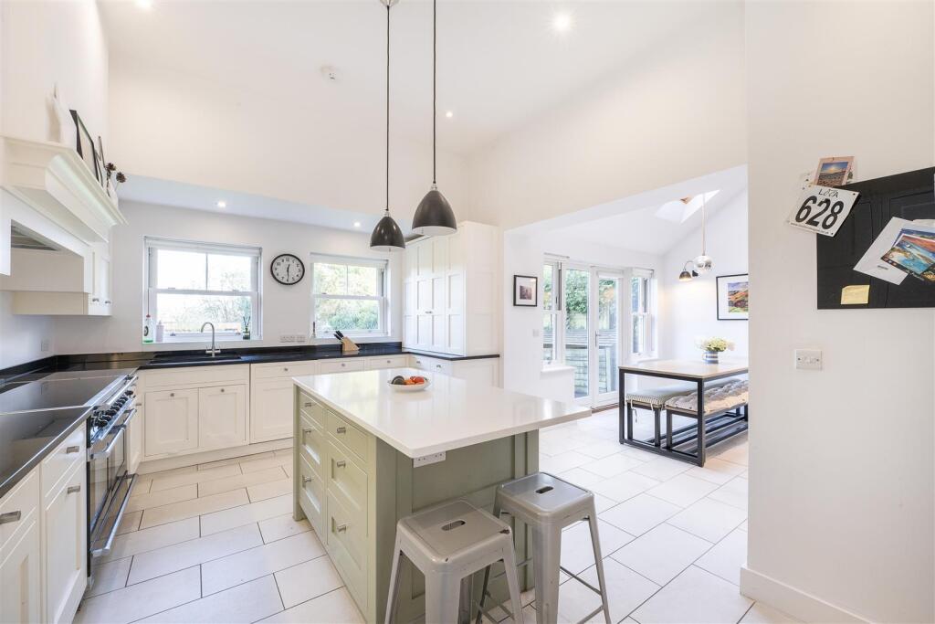 Additional image 6 of Moreton Avenue, Harpenden