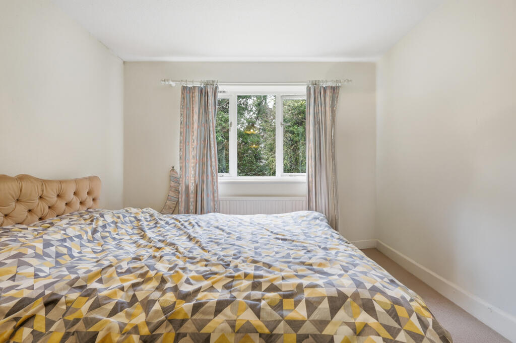 Additional image 10 of The Beeches, Park Street, St. Albans