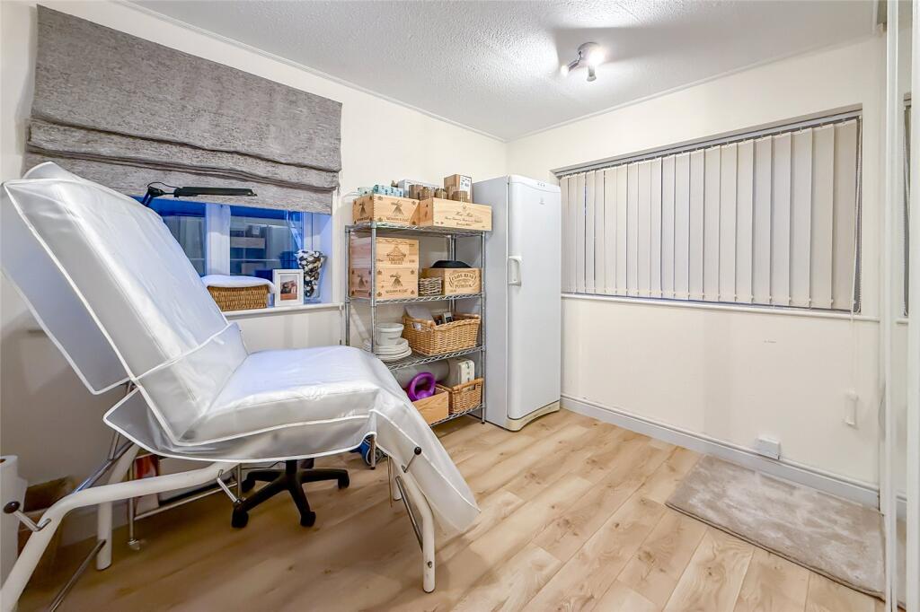 Additional image 18 of Magnolia Close, Park Street, St. Albans, Hertfordshire, AL2