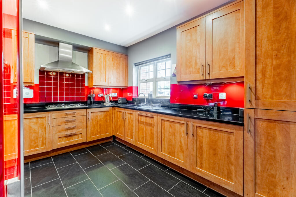 Additional image 4 of Beningfield Drive, London Colney, St. Albans, Hertfordshire, AL2