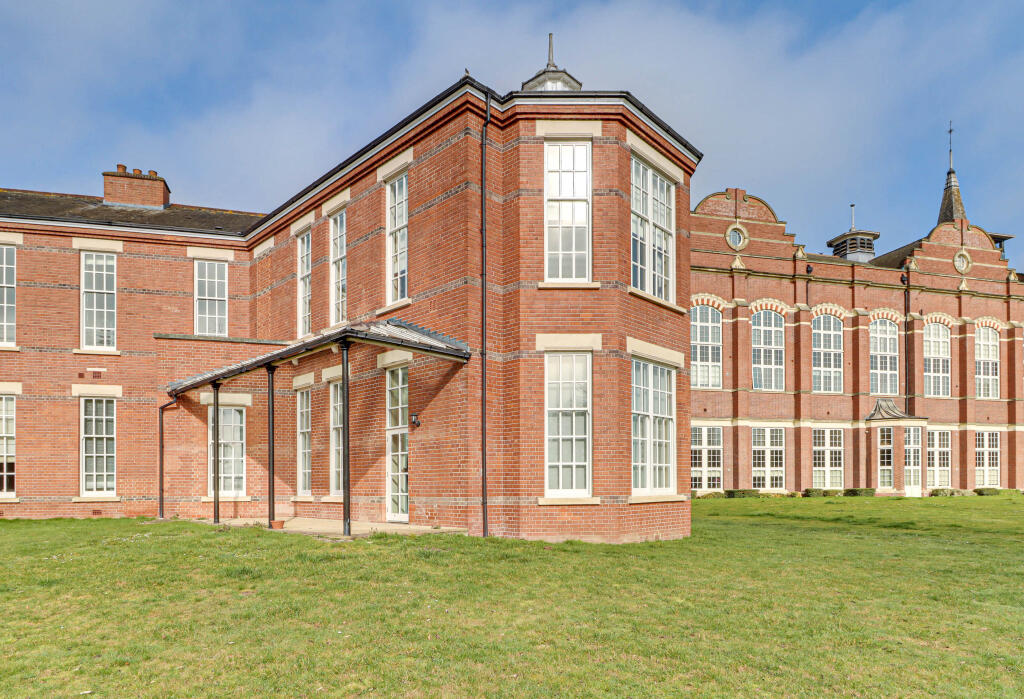 Additional image 22 of Beningfield Drive, London Colney, AL2