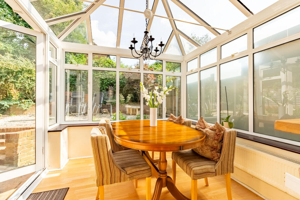 Additional image 3 of Regent Close, St. Albans, Hertfordshire, AL4