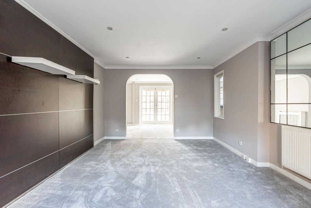 Additional image 14 of Regent Close, St. Albans, Hertfordshire, AL4