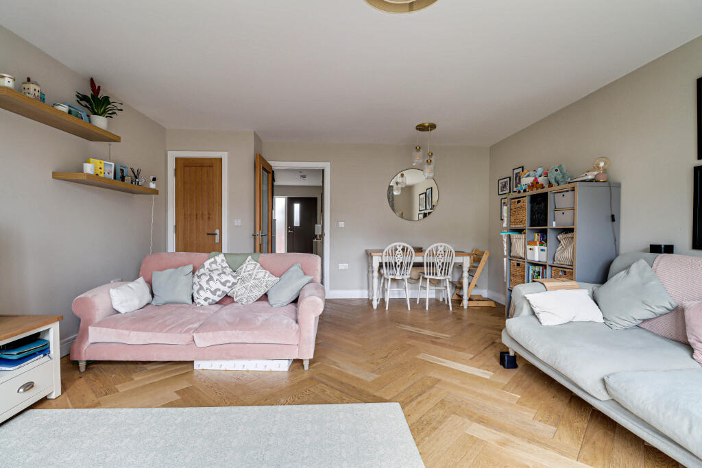 Additional image 7 of Black Cat Close, Redbourn, AL3