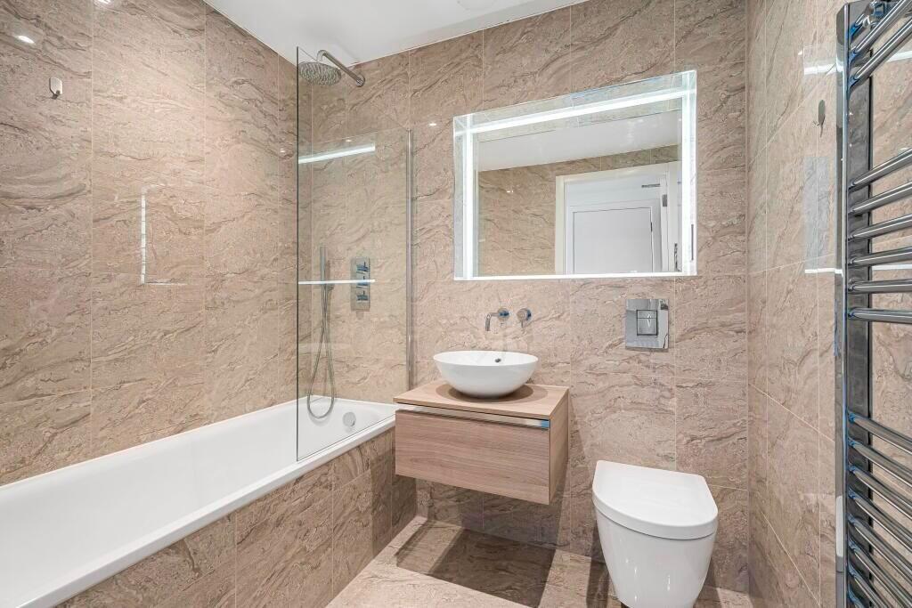 Additional image 8 of St. Albans, Hertfordshire, AL1