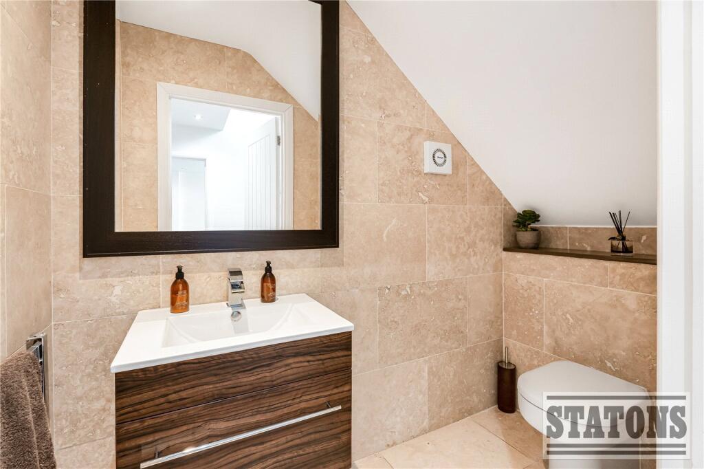 Additional image 14 of Upland Drive, Brookmans Park, Hatfield, Hertfordshire, AL9