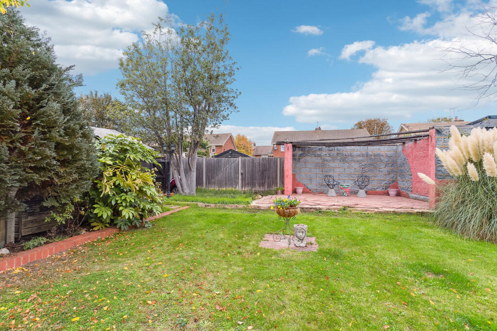 Additional image 20 of Wheatley Close, Welwyn Garden City