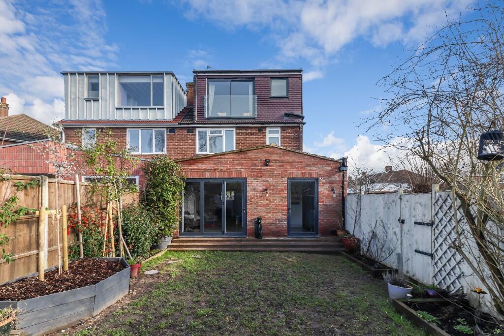 Additional image 22 of Nunnery Close, St. Albans, Hertfordshire, AL1