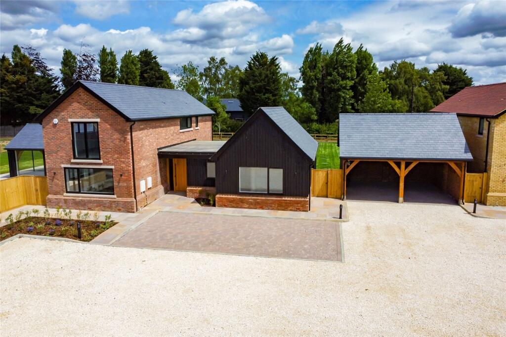 Sherlocks End House, Kennel Lane, Kinsbourne Green, Harpenden, Hertfordshire, AL5