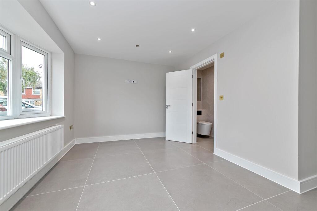 Additional image 4 of Wych Elms, Park Street