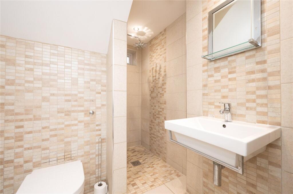 Additional image 5 of Maplefield, Park Street, St. Albans, Hertfordshire