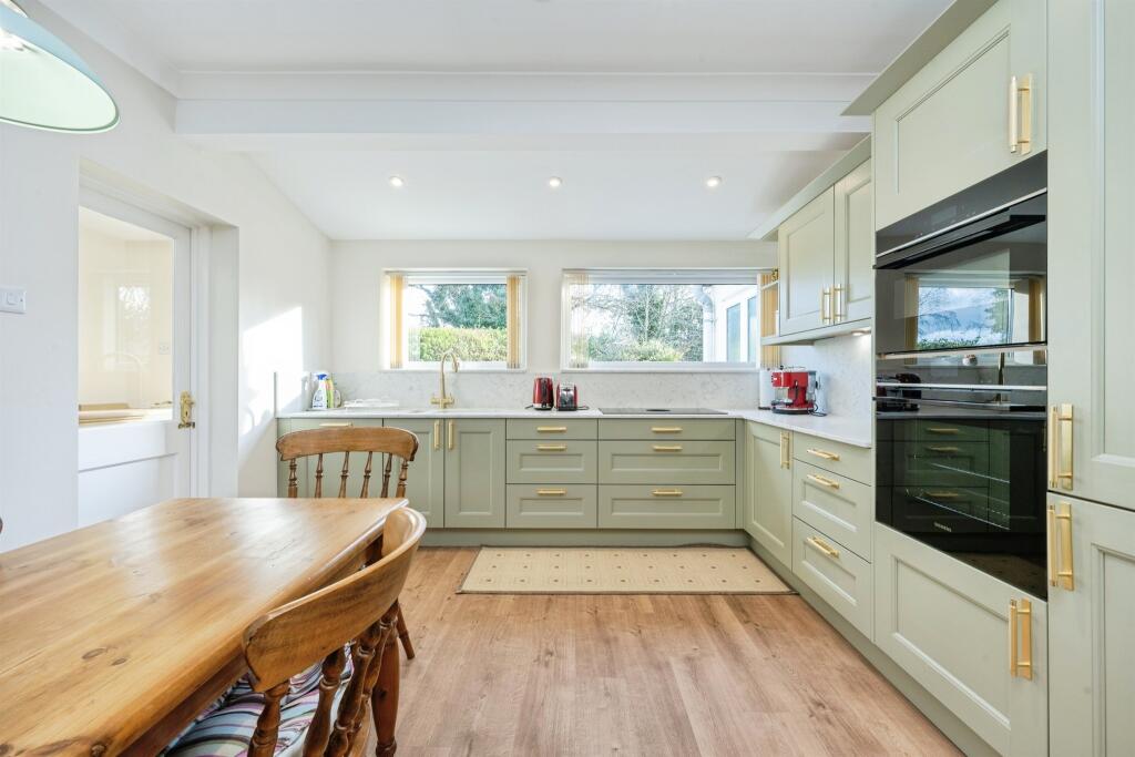 Additional image 33 of Mayflower Road, Park Street, St. Albans