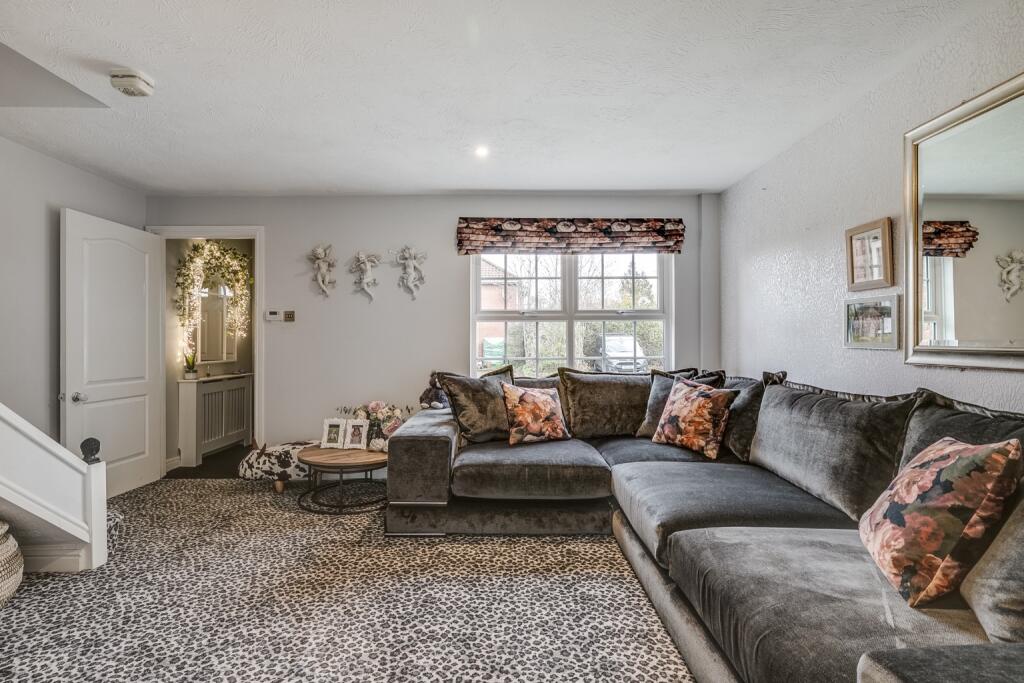 Additional image 4 of Wilkins Grove, Welwyn Garden City, Hertfordshire, AL8 6JS