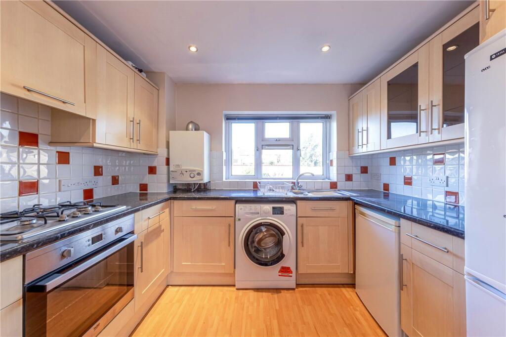 Additional image 8 of Tallents Crescent, Harpenden, AL5