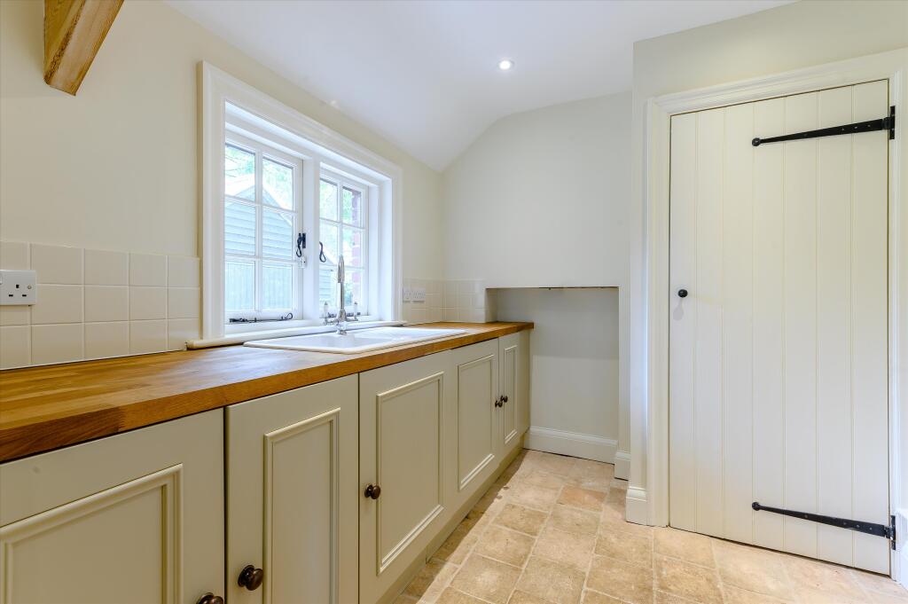 Additional image 16 of West End Lane, Essendon, Hatfield, Hertfordshire AL9