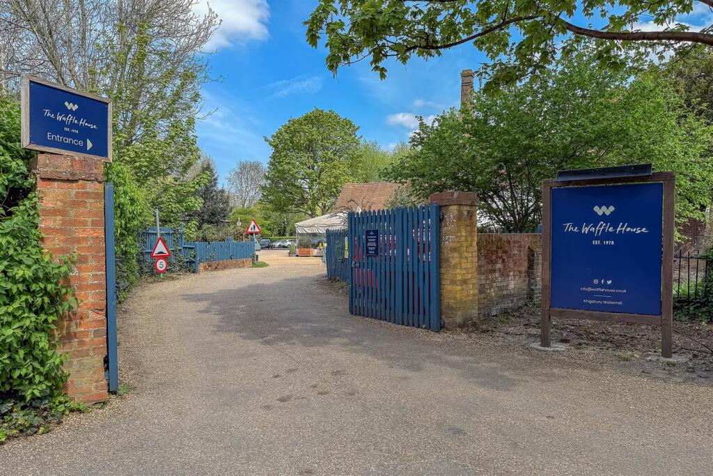 Additional image 15 of Blacksmiths Lane, St. Albans