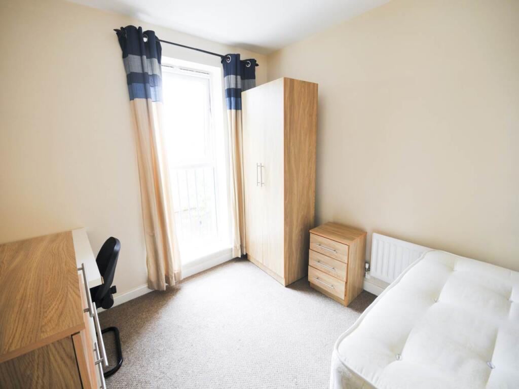 Additional image 3 of Aviation Avenue, Hatfield, Hertfordshire