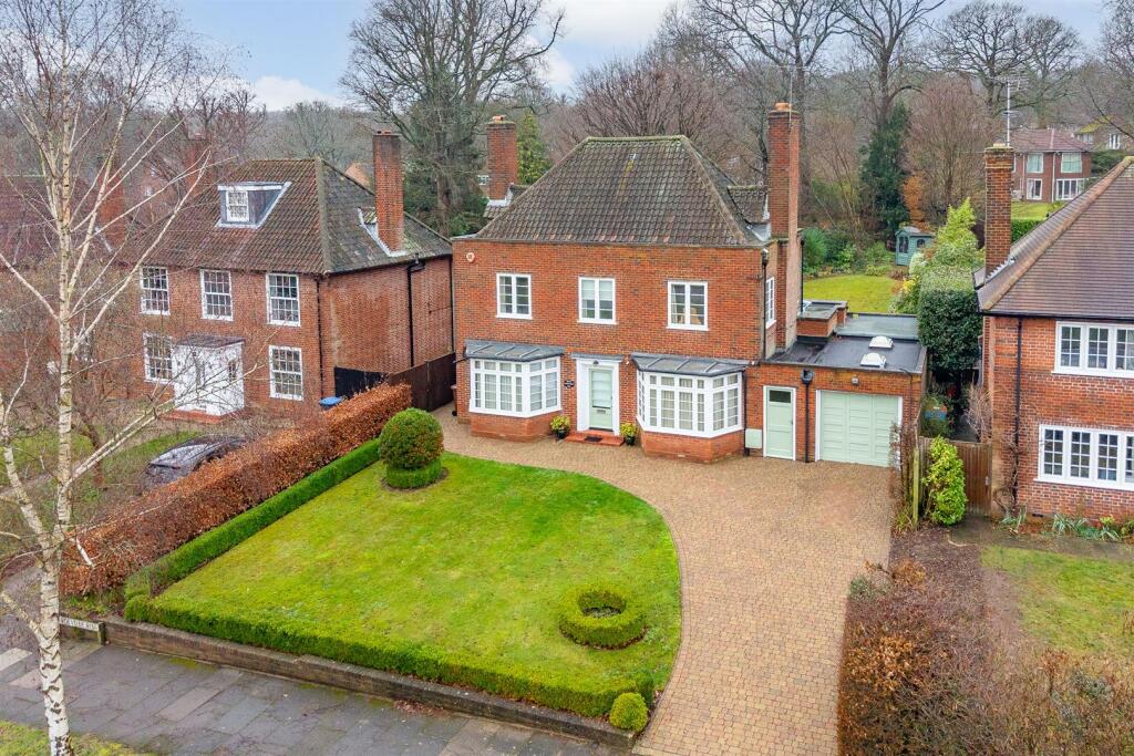 Additional image 21 of Mandeville Rise, Welwyn Garden City