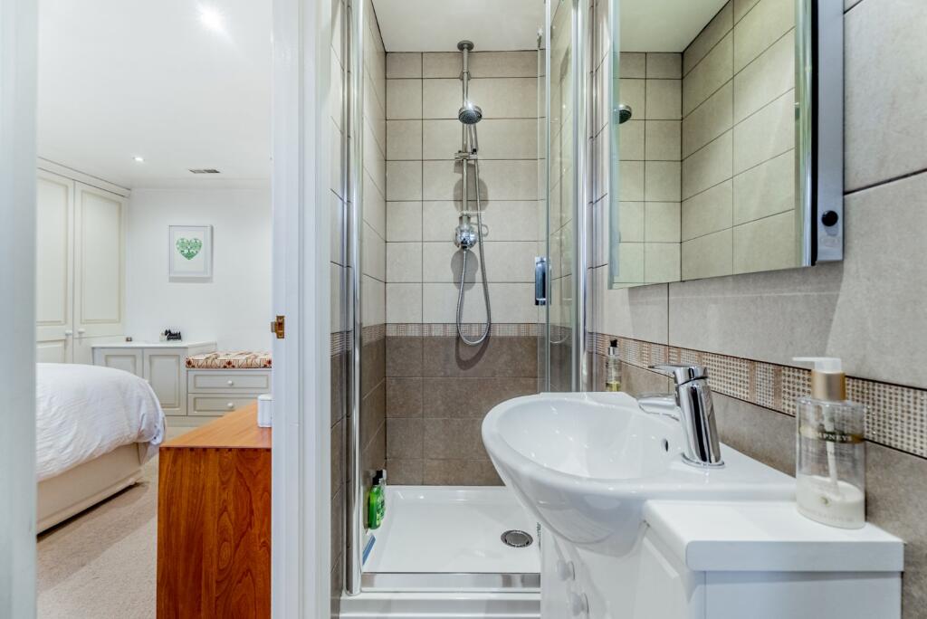 Additional image 20 of Long Fallow, St. Albans, Hertfordshire, AL2