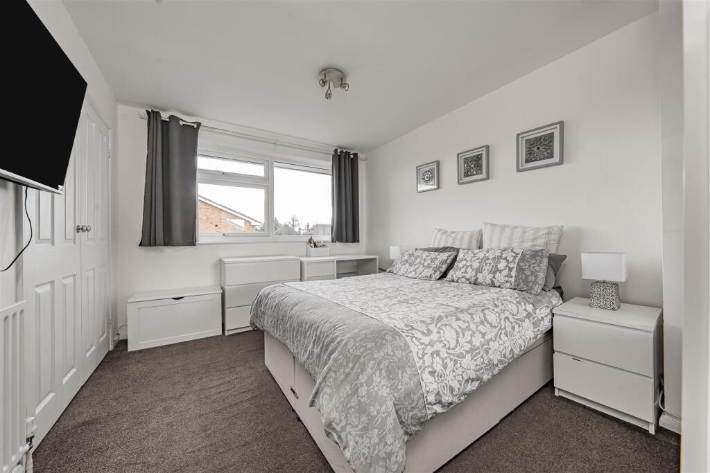 Additional image 8 of Wood End, Park Street, St. Albans