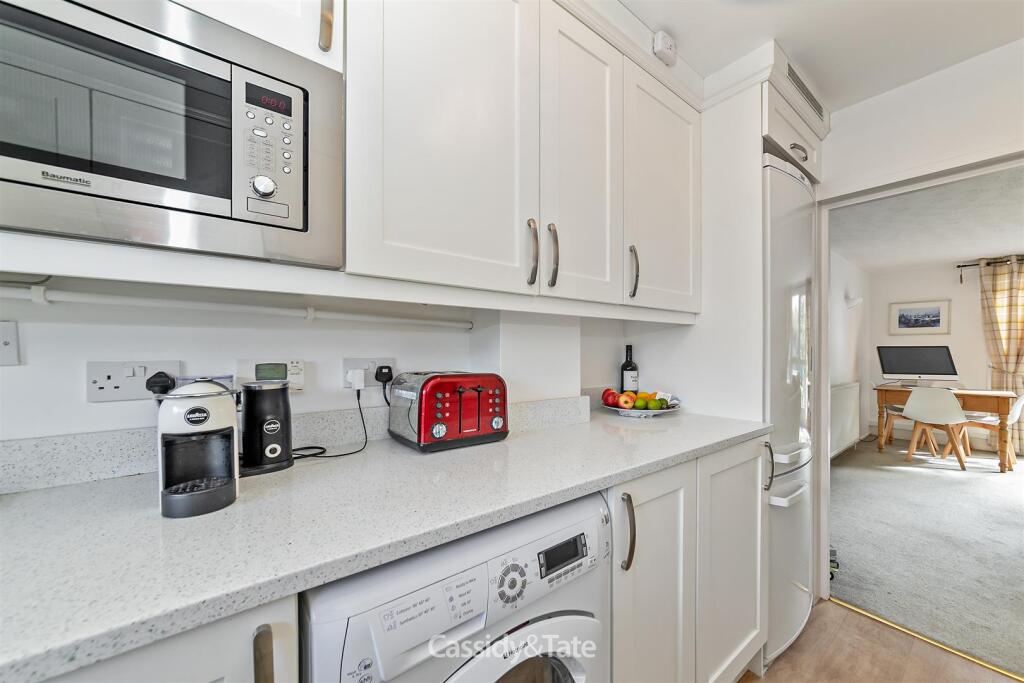 Additional image 5 of 12 Heritage CloseSt AlbansHertfordshire