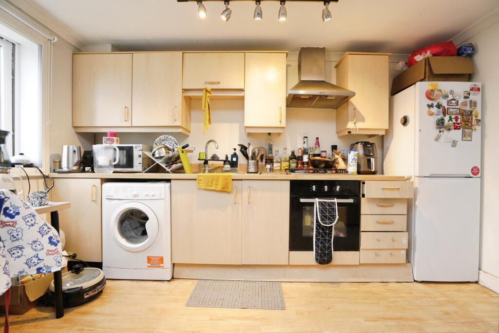 Additional image 2 of North Drive, Hatfield, AL9