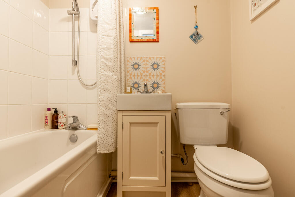 Additional image 10 of Wheat Close, Sandridge, St. Albans, Hertfordshire, AL4