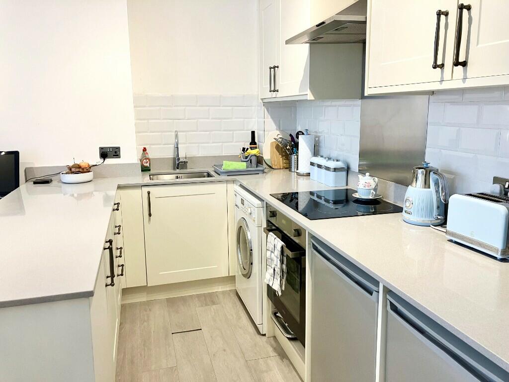 Additional image 6 of Carlisle Avenue, St. Albans, Hertfordshire, AL3 5LU