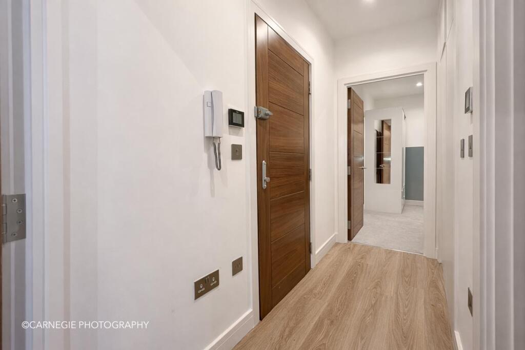 Additional image 16 of Stonehills House, Stonehills, Welwyn Garden City