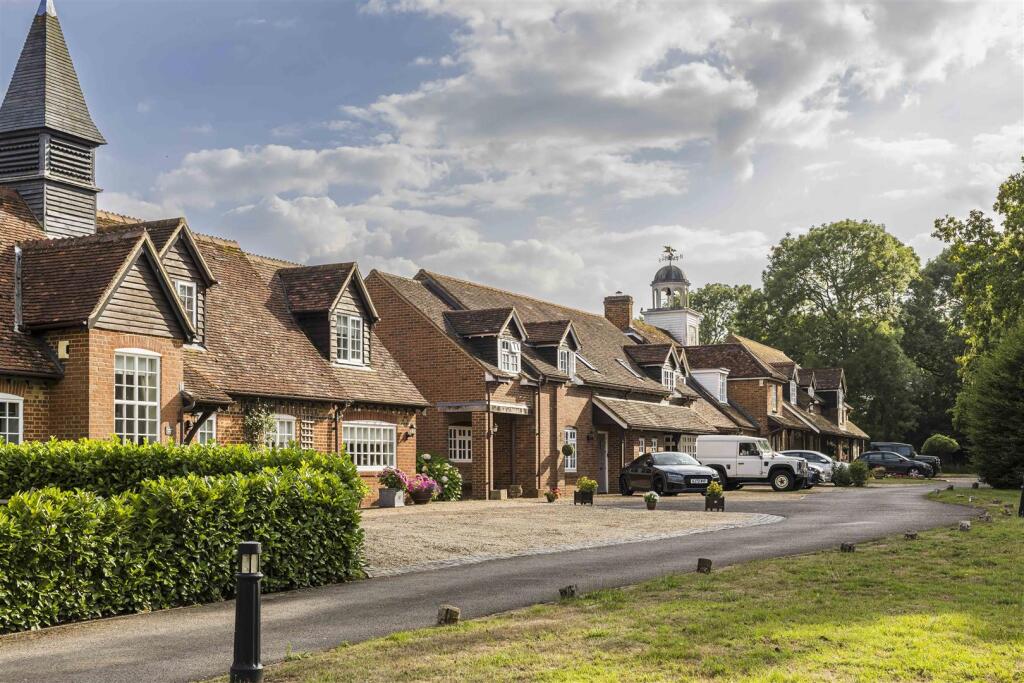 Additional image 18 of Station Road, Brookmans Park