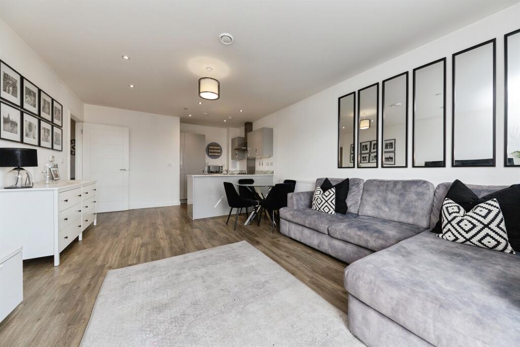 Additional image 12 of High View, Hatfield