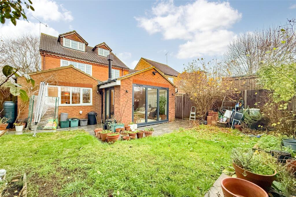 Additional image 12 of Magnolia Close, Park Street, St. Albans, Hertfordshire, AL2