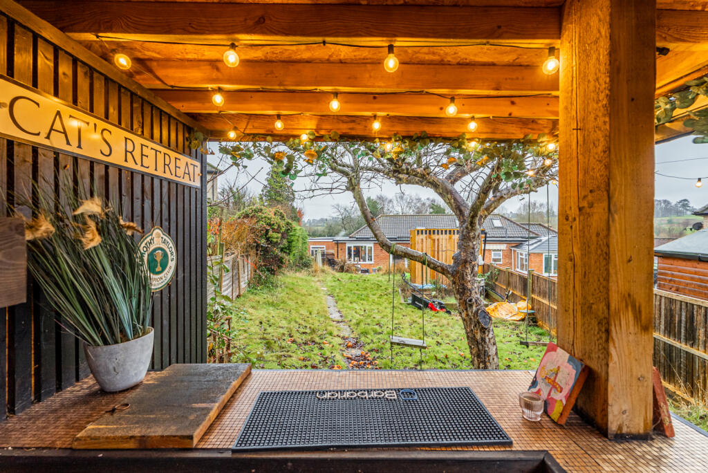 Additional image 17 of Castle Rise, Wheathampstead, St. Albans, Hertfordshire, AL4