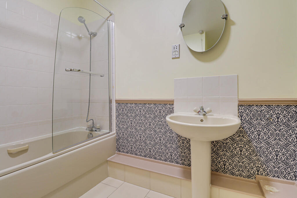 Additional image 8 of West View Road, St. Albans, Hertfordshire, AL3