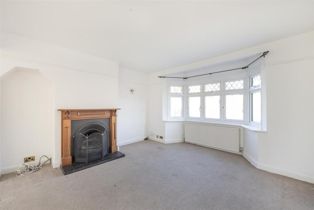 Additional image 5 of Cross Way, Harpenden